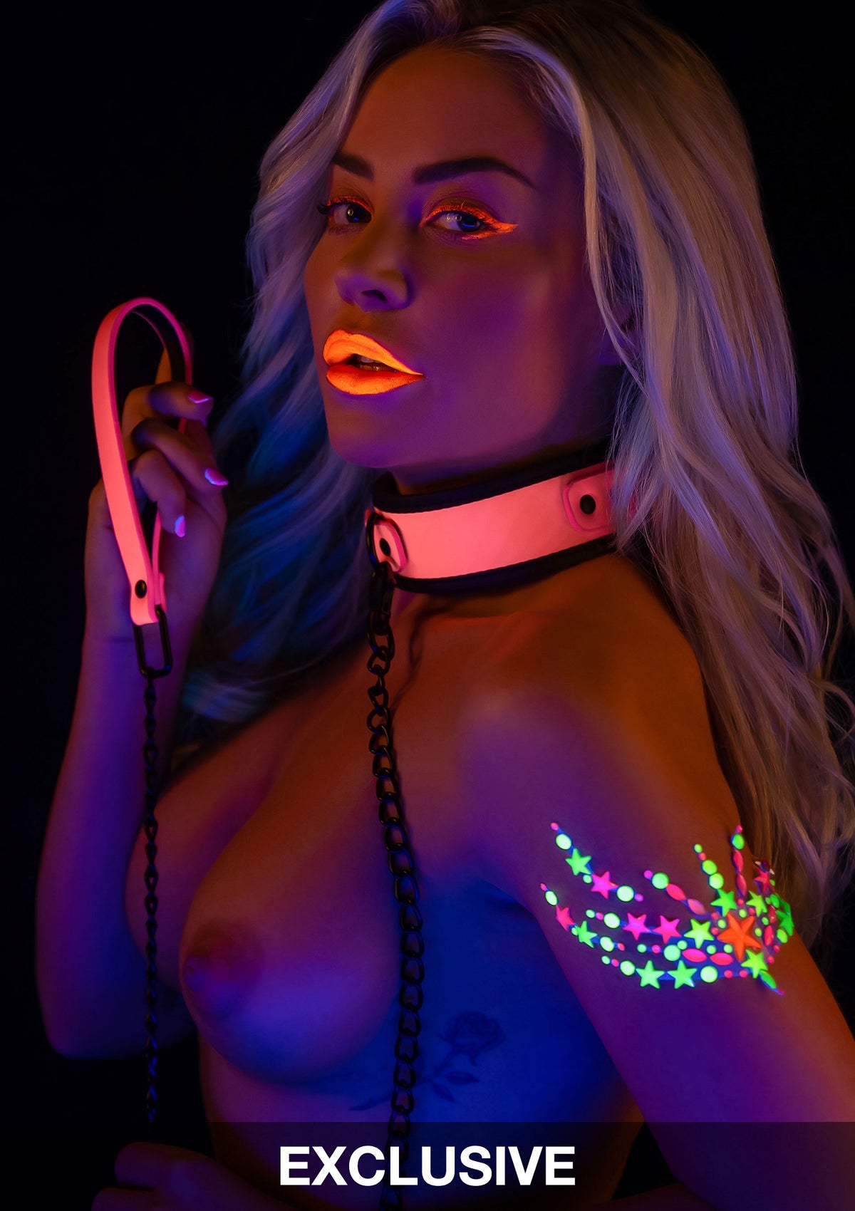 Taboom Glow In the Dark Collar and Chain Leash