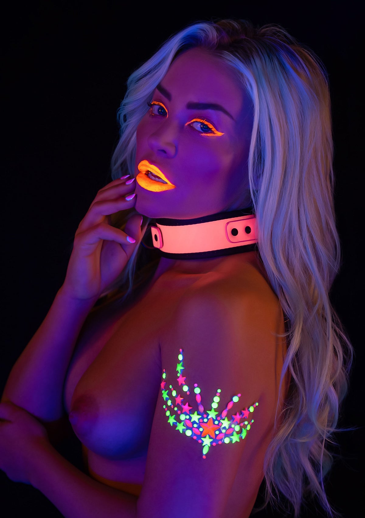 Taboom Glow In the Dark Collar and Chain Leash